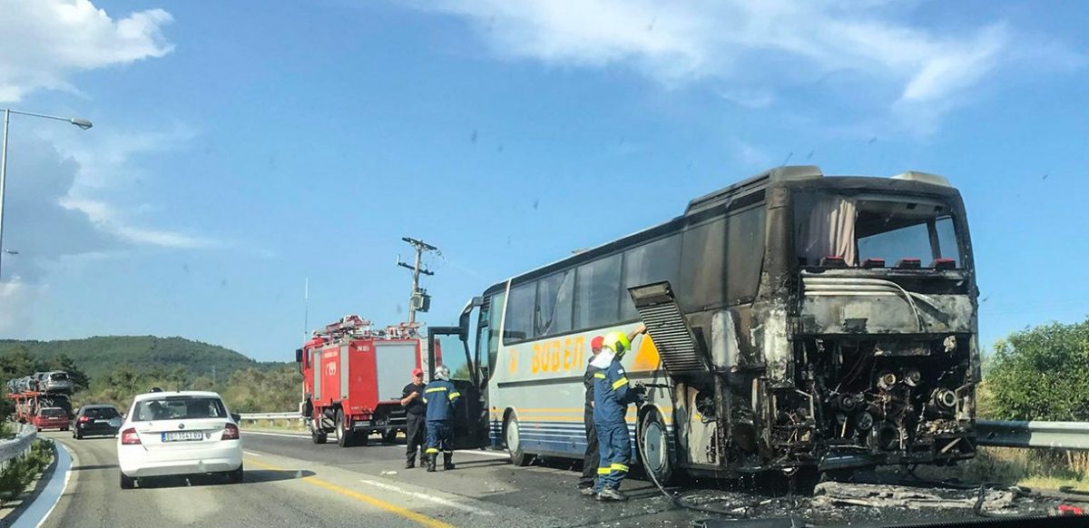 Î‘Ï€Î¿Ï„Î­Î»ÎµÏƒÎ¼Î± ÎµÎ¹ÎºÏŒÎ½Î±Ï‚ Î³Î¹Î± ÎšÎ±Î²Î¬Î»Î±: Î¤Î¿Ï…ÏÎ¹ÏƒÏ„Î¹ÎºÏŒ Î»ÎµÏ‰Ï†Î¿ÏÎµÎ¯Î¿ Ï„Ï…Î»Î¯Ï‡Ï„Î·ÎºÎµ ÏƒÏ„Î¹Ï‚ Ï†Î»ÏŒÎ³ÎµÏ‚